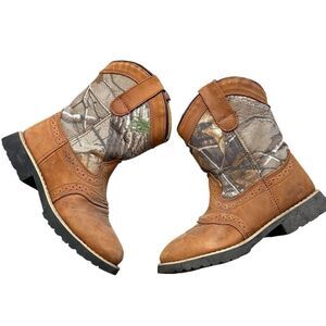 Itaska Brown Leather& Camo Cowboy Boots